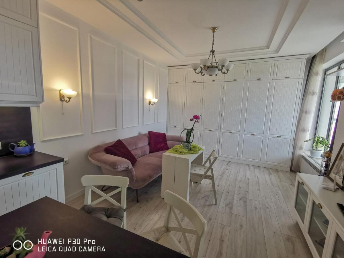 Luxury Apartments Alix Бургас Экстерьер фото
